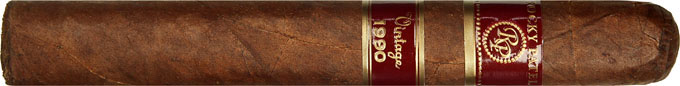 Rocky Patel Vintage 1990 Robusto cigar